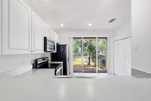 687 NW 42nd Ave, Plantation, FL 33317 - Photo 10