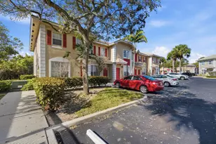 687 NW 42nd Ave, Plantation, FL 33317 - Photo 2