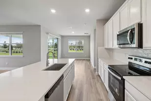 6632 NW Cloverdale Ave, Port Saint Lucie, FL 34987 - Photo 8