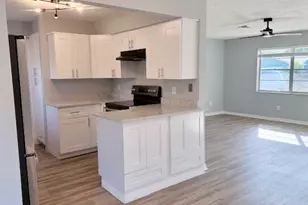 441 SW Carmelite St, Port Saint Lucie, FL 34983 - Photo 6