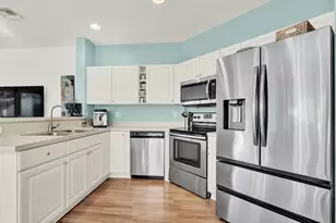 8266 Mulligan Cir, Port Saint Lucie, FL 34986 - Photo 20