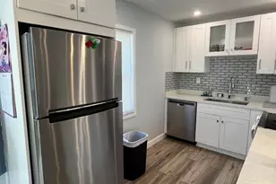 812 Burgundy Q, Delray Beach, FL 33484 - Photo 2