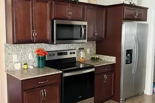 4 Alhambra S, Port Saint Lucie, FL 34952 - Photo 2