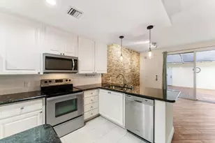 180 Freeport Dr, Jupiter, FL 33458 - Photo 22