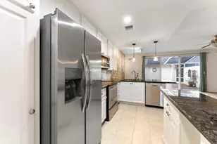 180 Freeport Dr, Jupiter, FL 33458 - Photo 24