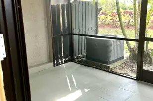 102 Shoreview Dr, Greenacres, FL 33463 - Photo 8