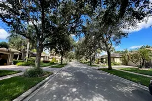 7747 Via Grande, Boynton Beach, FL 33437 - Photo 4