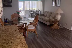 2845 Crosley Dr W, West Palm Beach, FL 33415 - Photo 6