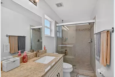 5015 Palmbrooke Circle, West Palm Beach, FL 33417 - Photo 32