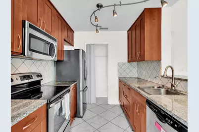 815 W Boynton Beach Boulevard #16-205, Boynton Beach, FL 33426 - Photo 18