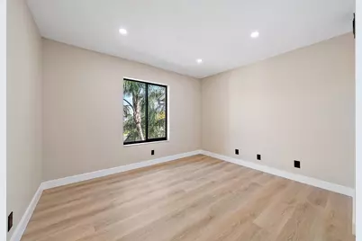 1009 Green Pine Boulevard #H3, West Palm Beach, FL 33409 - Photo 12