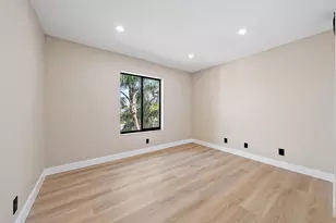 1009 Green Pine Blvd, West Palm Beach, FL 33409 - Photo 12