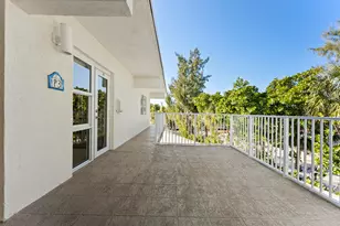 1203 Hillsboro Mile, Pompano Beach, FL 33062 - Photo 10