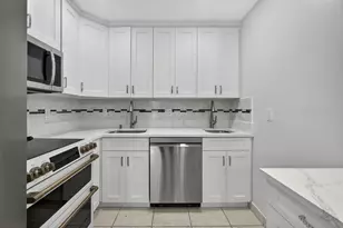 116 Oxford 200, West Palm Beach, FL 33417 - Photo 12