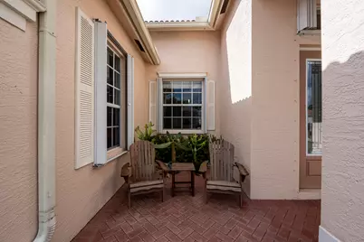 625 SW Long Key Court, Port Saint Lucie, FL 34986 - Photo 6