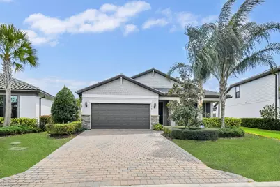 479 SE Vallarta Drive, Port Saint Lucie, FL 34984 - Photo 2