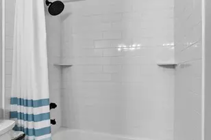 326 Sandtree Dr, West Palm Beach, FL 33403 - Photo 28