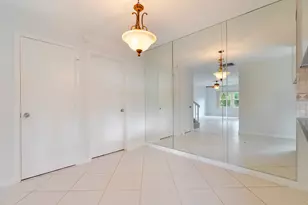 31 Clinton Ct, Royal Palm Beach, FL 33411 - Photo 12