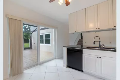 31 Clinton Court #C, Royal Palm Beach, FL 33411 - Photo 16