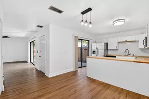 198 Lake Arbor Dr, Lake Worth Beach, FL 33461 - Photo 1