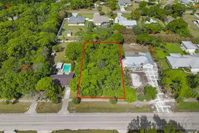 404 E Midway E Road, Fort Pierce, FL 34982 - Photo 2