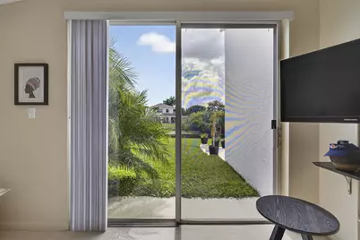 7758 Oak Grove Circle, Lake Worth, FL 33467 - Photo 12