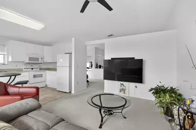 7758 Oak Grove Circle, Lake Worth, FL 33467 - Photo 14