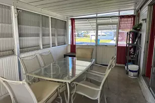 8907 Duchess Ct W, Boynton Beach, FL 33436 - Photo 10