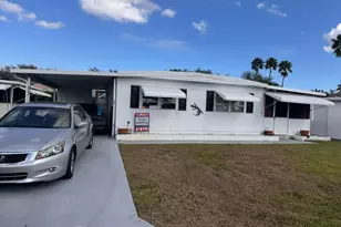 8907 Duchess Ct W, Boynton Beach, FL 33436 - Photo 16