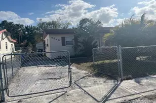 5840 S 38th Ct, Greenacres, FL 33463 - Photo 4