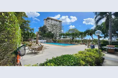 3507 Oaks Way #911, Pompano Beach, FL 33069 - Photo 42