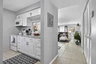 12020 W Greenway Dr, Royal Palm Beach, FL 33411 - Photo 2