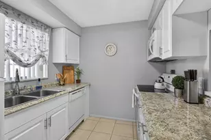 12020 W Greenway Dr, Royal Palm Beach, FL 33411 - Photo 8