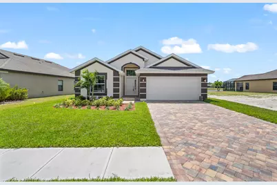 569 Dillard Drive SE, Palm Bay, FL 32909 - Photo 2