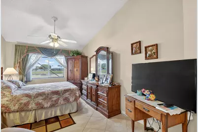 6049 Strawberry Lakes Circle, Greenacres, FL 33463 - Photo 20