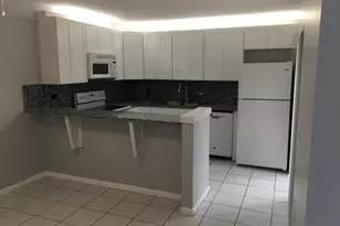 1215 12th Ln, Palm Beach Gardens, FL 33418 - Photo 2