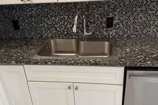 1215 12th Ln, Palm Beach Gardens, FL 33418 - Photo 4