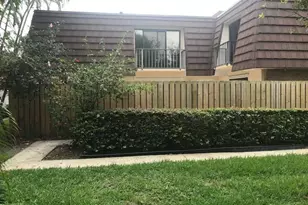 1215 12th Ln, Palm Beach Gardens, FL 33418 - Photo 18