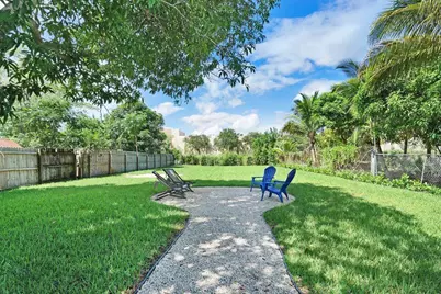 610 SE 2nd Avenue #A, Delray Beach, FL 33483 - Photo 14