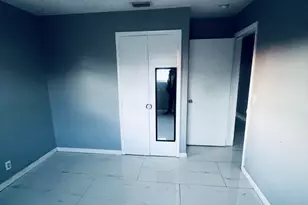 938 Sarazen Dr, West Palm Beach, FL 33413 - Photo 2