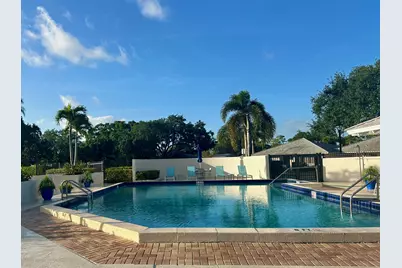 402 Club Drive, Palm Beach Gardens, FL 33418 - Photo 10