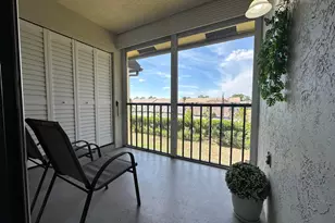 4693 Lucerne Lakes Blvd E, Lake Worth, FL 33467 - Photo 20