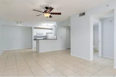 5095 Fairways Circle #107, Vero Beach, FL 32967 - Photo 6