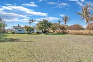 1385 NE Hilltop St, Jensen Beach, FL 34957 - Photo 44