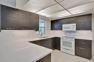 1385 NE Hilltop St, Jensen Beach, FL 34957 - Photo 22