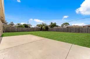 425 Palo Alto Dr, Lake Worth, FL 33461 - Photo 24