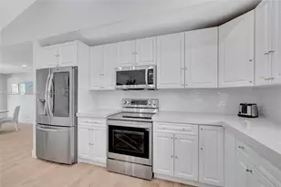 2824 NW 28th St, Boca Raton, FL 33434 - Photo 8