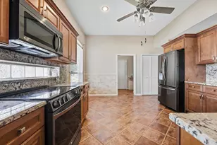 640 NW Venetto Ct, Port Saint Lucie, FL 34986 - Photo 10