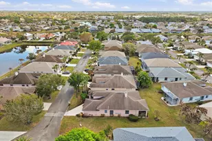 640 NW Venetto Ct, Port Saint Lucie, FL 34986 - Photo 36