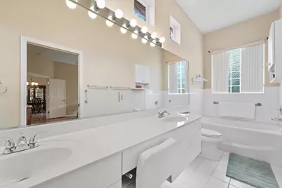 640 NW Venetto Court, Port Saint Lucie, FL 34986 - Photo 16